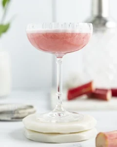 Коктейль Rhubarb Gin Sour (Ревеневий Джин Сауер) - фото 1