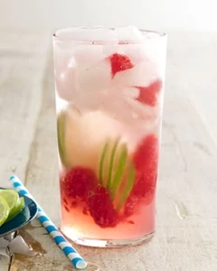 Коктейль Raspberry Gin Rickey (Малиновий Джин Ріккі) - фото 1