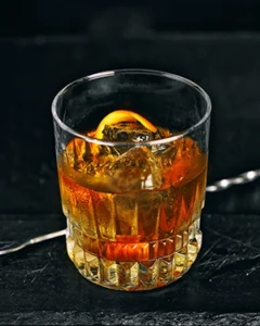 Коктейль Genever Old Fashioned (Женевер олд фешен) - фото 1