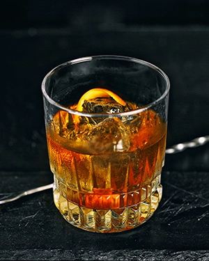 Коктейль Genever Old Fashioned (Женевер олд фешен) - фото 1