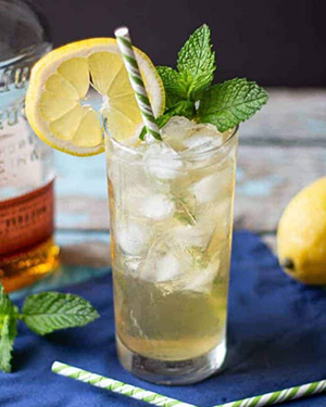 Коктейль Bourbon Lemonade (Лимонад із бурбоном) - фото 1