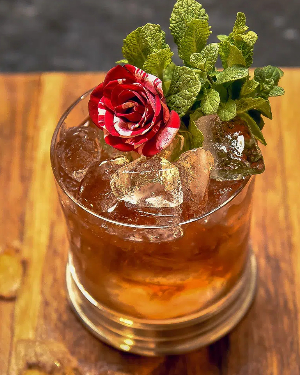 Коктейль Maple Bourbon Smash (Кленовий Бурбон Смеш) - фото 1