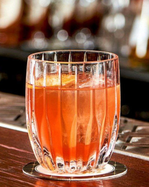 Коктейль Stormy Old Fashioned (Бурхливий олд-фешн) - фото 1