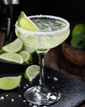 Коктейль White Wine Margarita (Маргарита з білим вином) - фото 1
