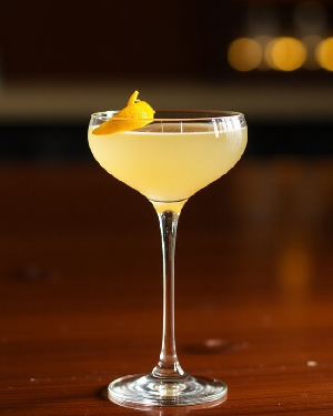 Коктейль Coronation Cocktail No. 1 (Коронейшн Коктейль №1) - фото 1