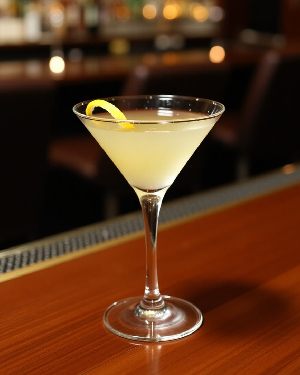 Коктейль Left Bank Martini - фото 1